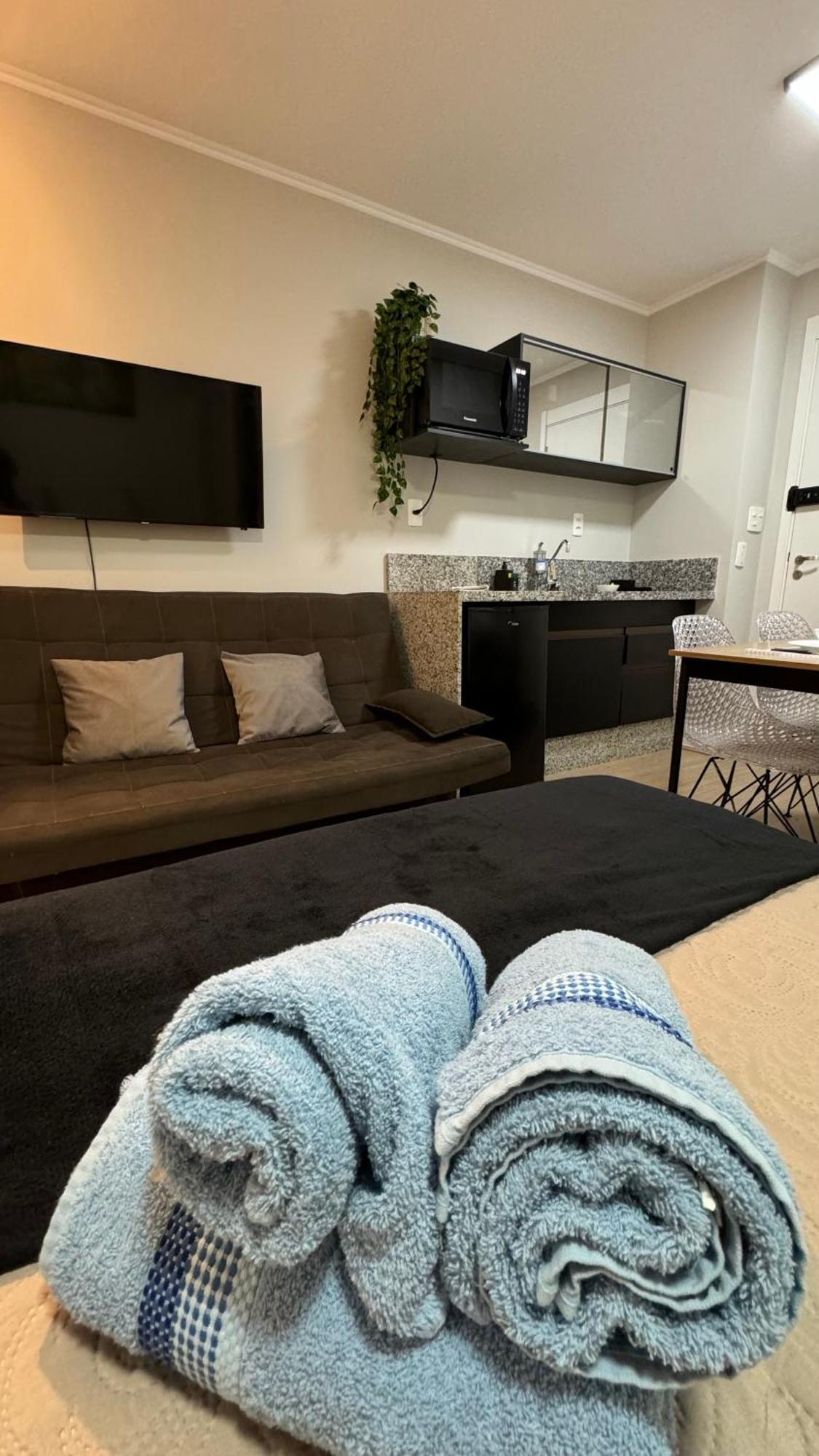 Veneza Prox Metro Bras, Feirinha Madrugada, 25 Marco, Templo Salomao Apartamento *